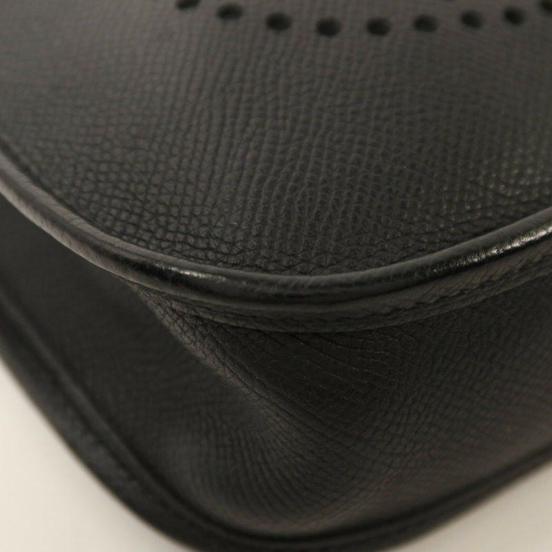 HERMES Epsom皮革Evelyne TPM銀扣肩背袋Noir-10
