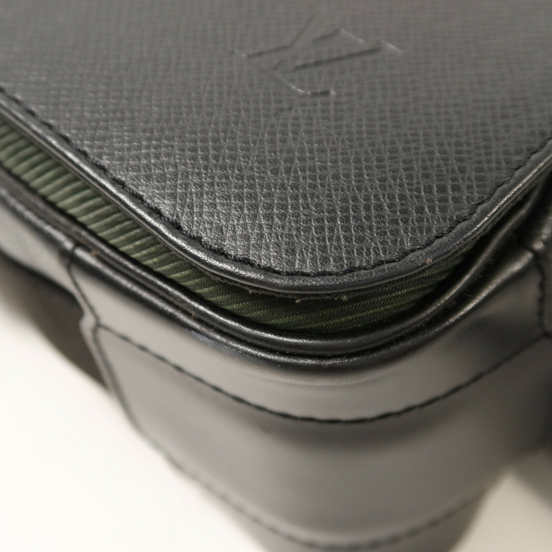 LOUIS VUITTON Taige Viktor銀扣手挽肩背兩用袋-11