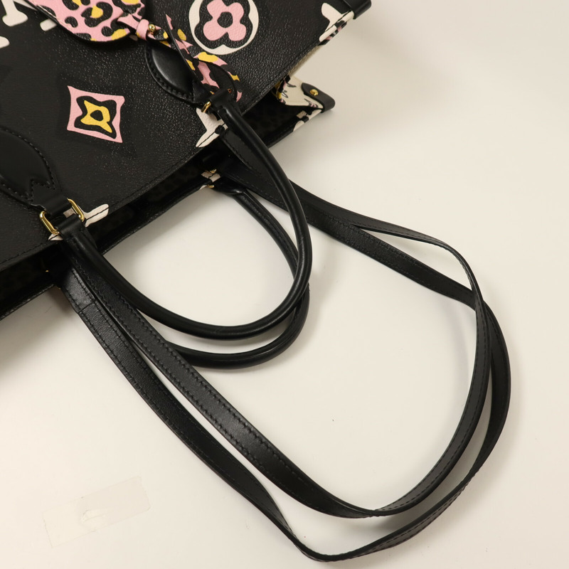 LOUIS VUITTON Monogram Giant Wild at Heart Capsule OnTheGo GM金扣手挽肩背兩用袋-7