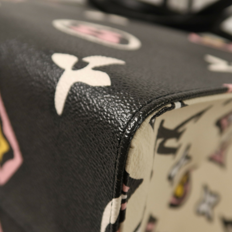 LOUIS VUITTON Monogram Giant Wild at Heart Capsule OnTheGo GM金扣手挽肩背兩用袋-13