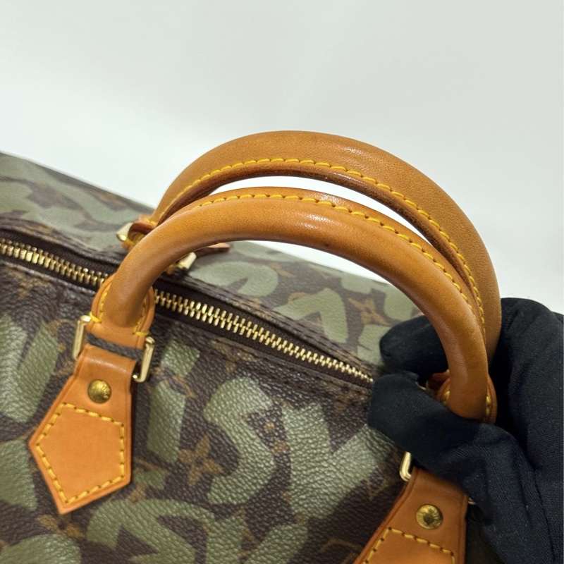 Louis Vuitton Graffiti Speedy Limited Edition 🪖-22