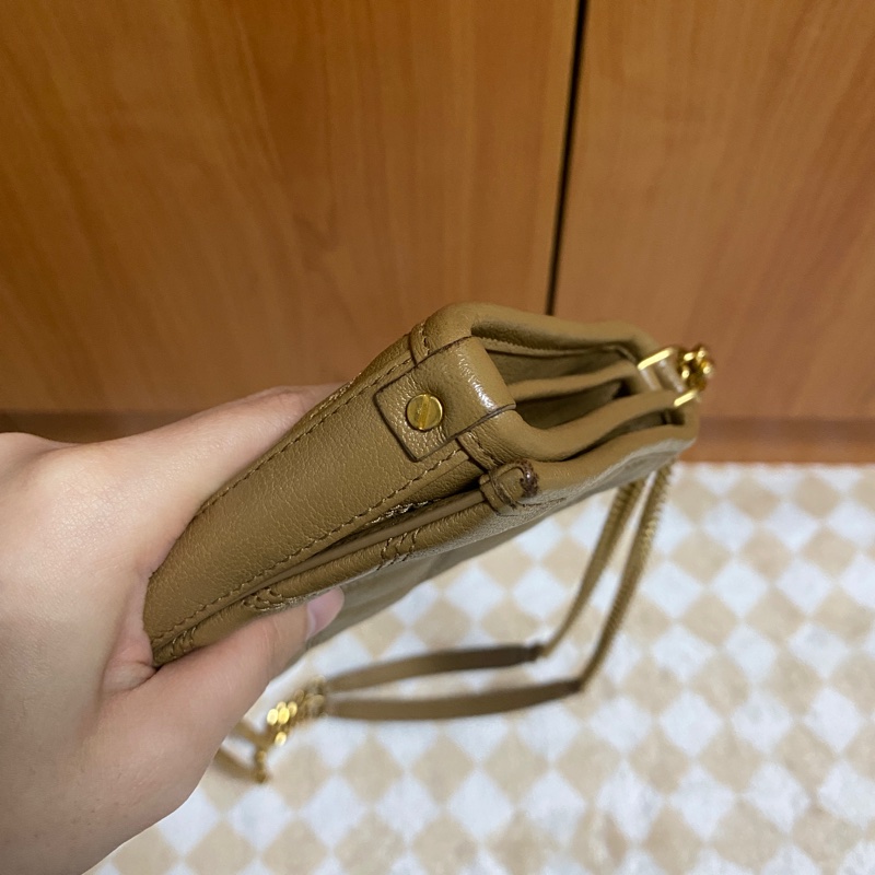 YSL奶茶色 小羊皮 BECKY WOC 菱格紋肩背包/斜背包-9