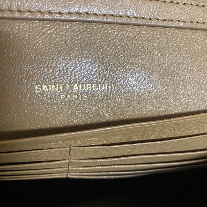 YSL奶茶色 小羊皮 BECKY WOC 菱格紋肩背包/斜背包-10