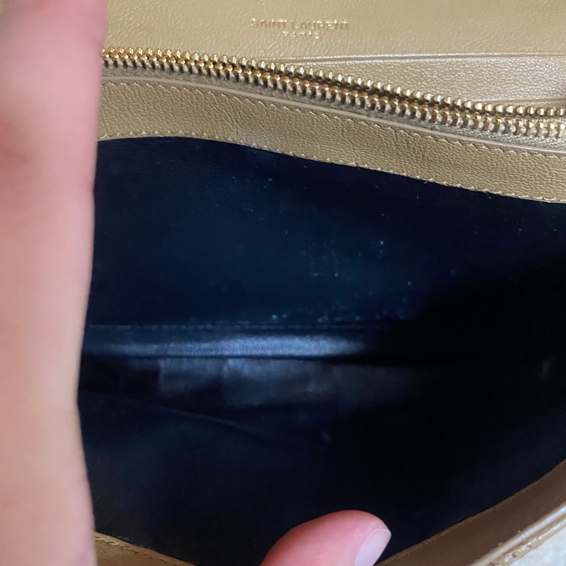 YSL奶茶色 小羊皮 BECKY WOC 菱格紋肩背包/斜背包-13