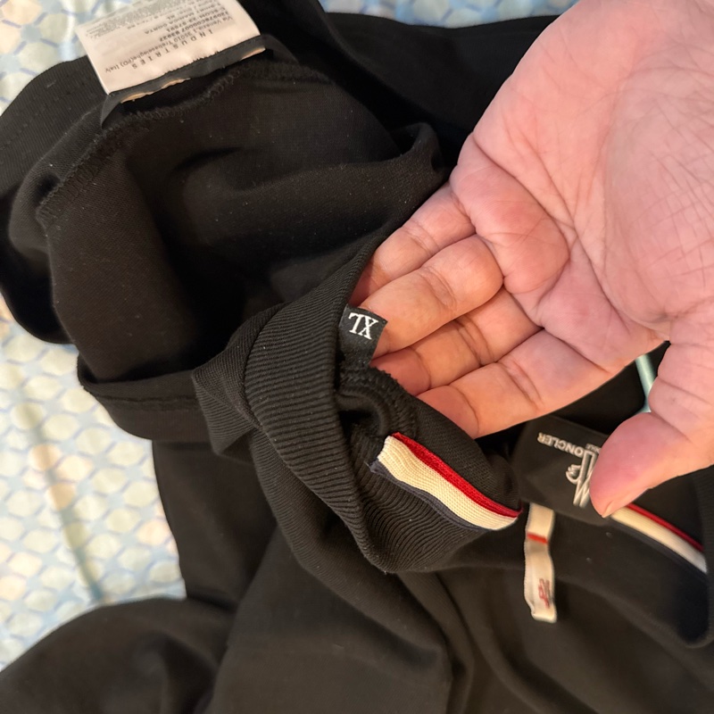 Moncler 黑色大logo 男生短袖XL-9