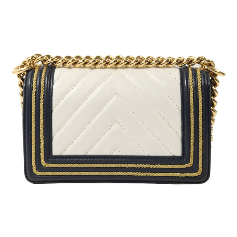 CHANEL 牛皮皮革Boy 20金扣鏈帶肩背袋-1