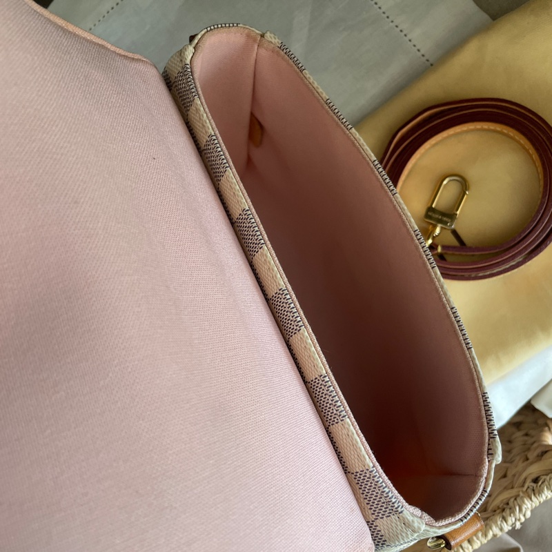 🍎優惠中🍎Louis Vuitton  馬鞍包/翻蓋包 /類Kelly凱莉包🎞LV棋盤格老花紋🎞瀟🎞手提/肩背/側背/斜背🎞正品🎞況不錯🎞🈶️原包附長背帶-68