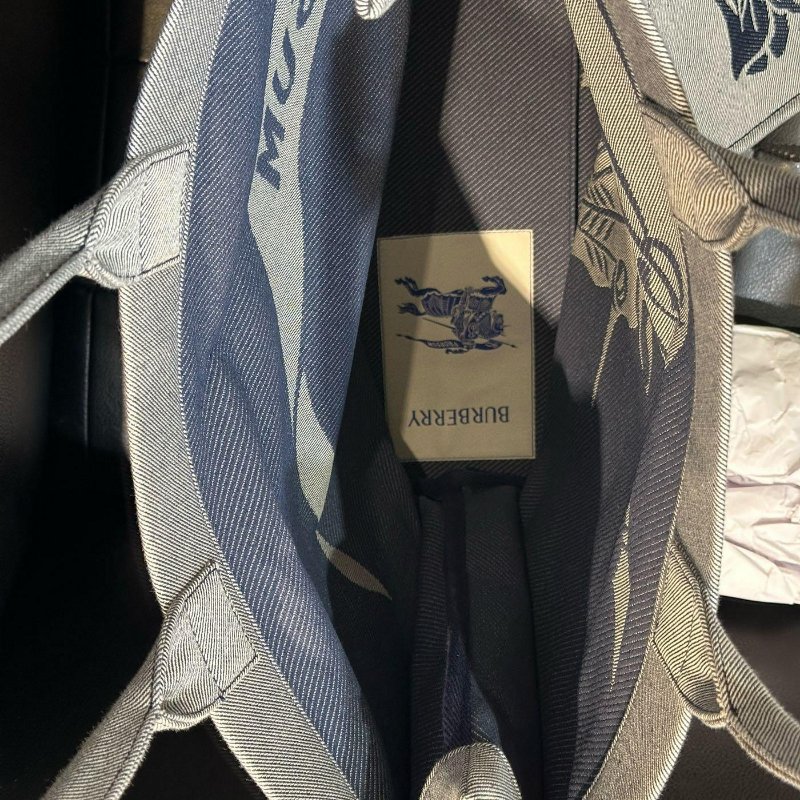 💎Han's house精品服飾💎Burberry 戰馬 騎士 編織 托特 附小手拿 包 義大利製 現貨 原價51300-7