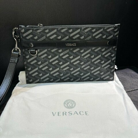 💎Han's house精品服飾💎VERSACE 凡賽斯 女神頭 頂級黑牌 25X17 手拿包