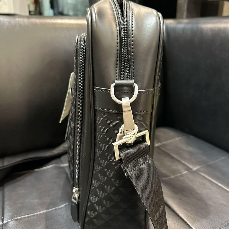 💎Han's house精品服飾💎 EMPORIO ARMANI 亞曼尼 EA 小牛皮 肩背 手拿 公事包-5