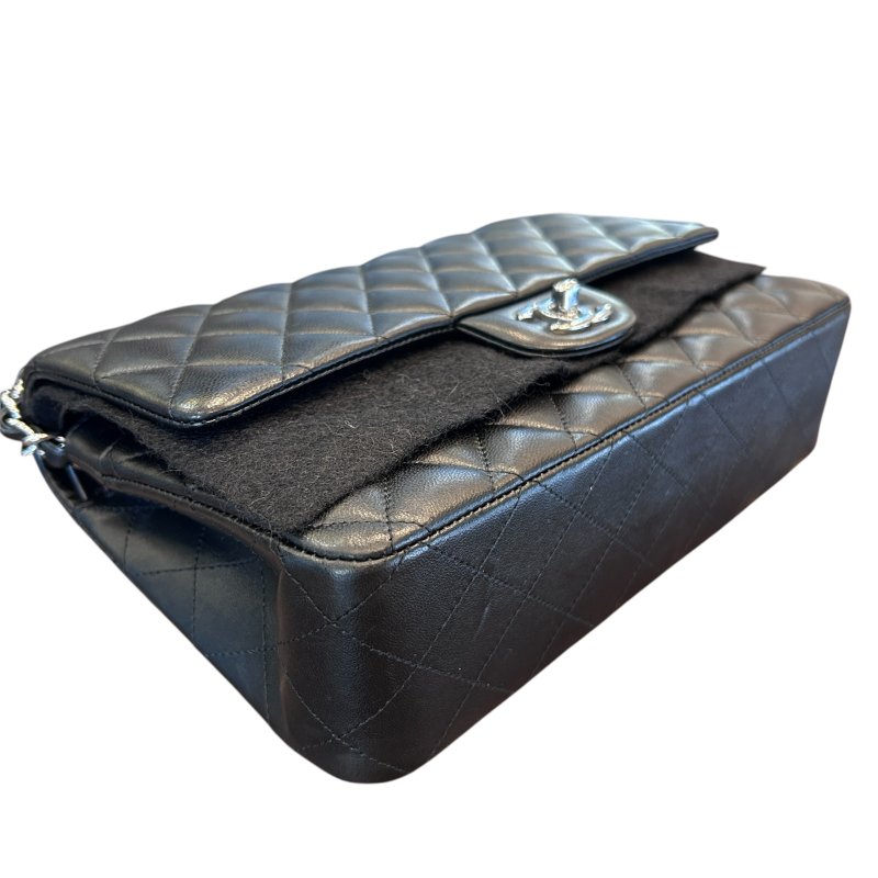 CHANEL黑銀羊皮CF25肩背包-6