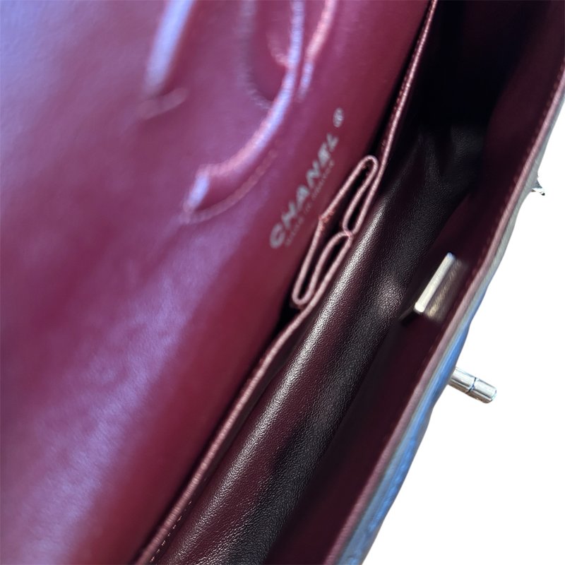 CHANEL黑銀羊皮CF25肩背包-7