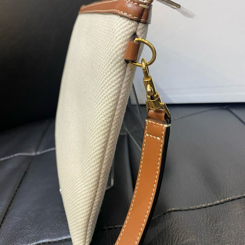 💎Han's house精品服飾💎CELINE 手拿包 10E632-2