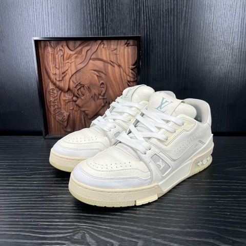 Louis Vuitton路易威登trainer 白水泥  38 碼