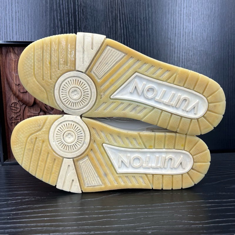 Louis Vuitton路易威登trainer 白水泥  38 碼-3
