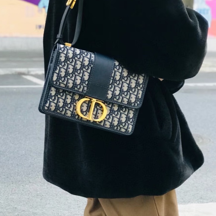 Dior迪奥 Montaigne老花刺繡蒙田30 經典老花拼金扣  尺寸24*17*7-7