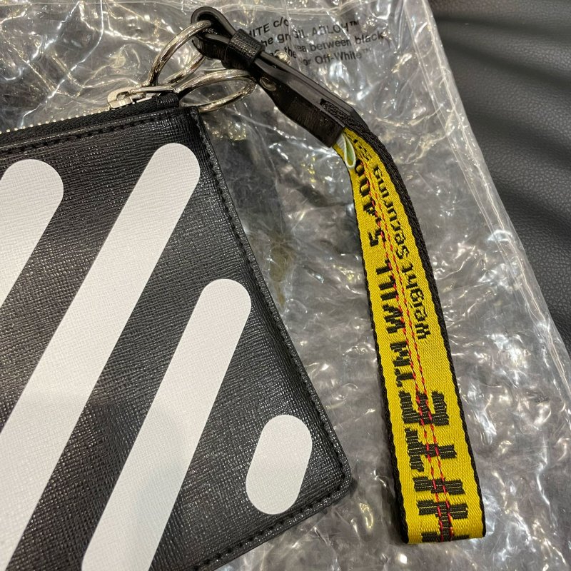 💎Han's house精品服飾💎off-White 經典 工業帶 尼龍 手拿包 兩用包-4