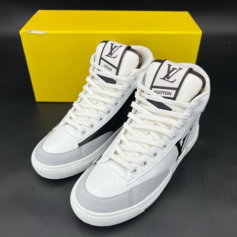 閑置新未使用Louis Vuitton路易威登 白灰 高帮 37 碼
