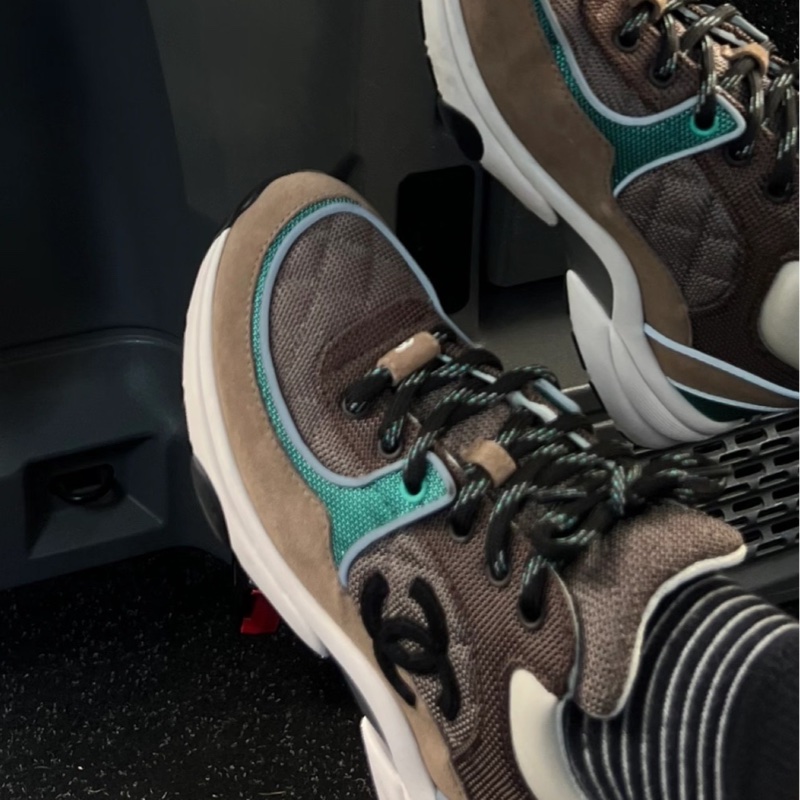 CHANEL香奈儿 咖色拼蓝色低帮运动鞋-6