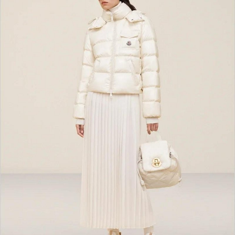 💎Han's house精品服飾💎moncler Puf 防水 尼龍 後 背包 現貨 原價39800-2