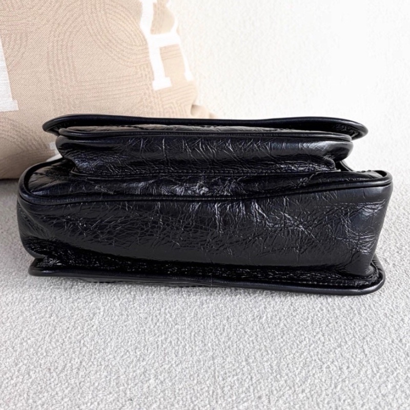 YSL聖羅蘭Niki小號🤵🏻‍♂️黑色 銀扣 🤵🏻‍♂️黑銀尺寸22*17*6-15