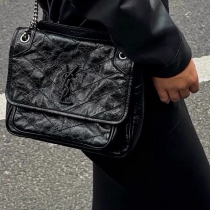 YSL聖羅蘭Niki小號🤵🏻‍♂️黑色 銀扣 🤵🏻‍♂️黑銀尺寸22*17*6-19