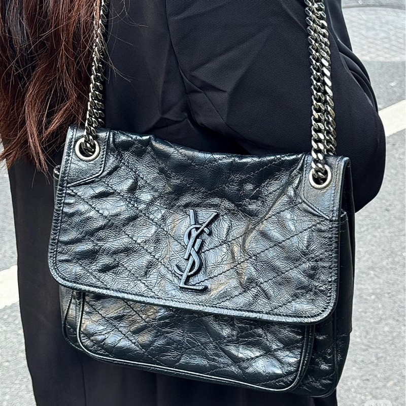 YSL聖羅蘭Niki小號🤵🏻‍♂️黑色 銀扣 🤵🏻‍♂️黑銀尺寸22*17*6-25