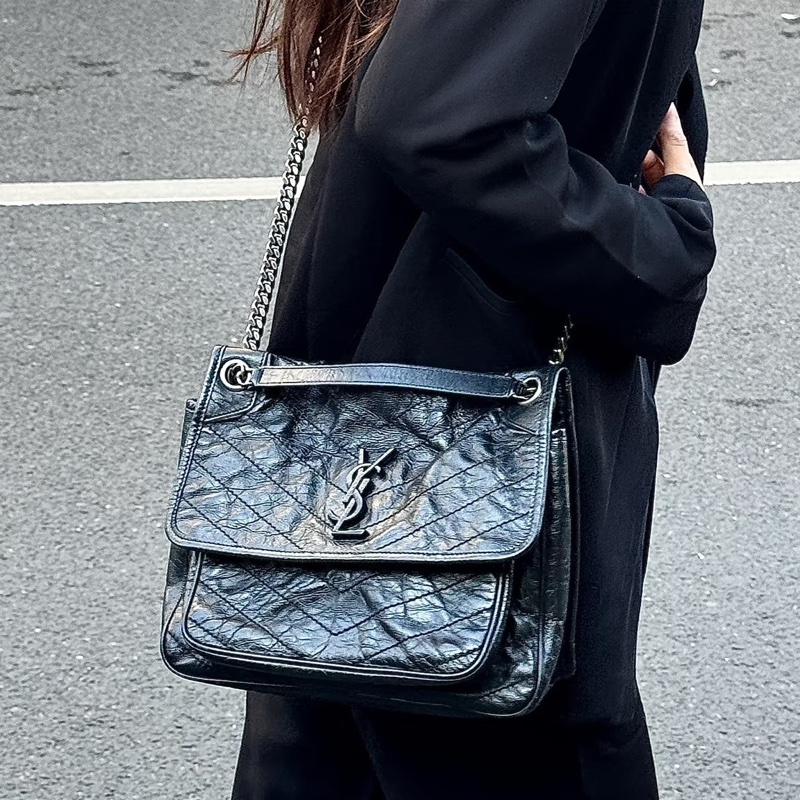 YSL聖羅蘭Niki小號🤵🏻‍♂️黑色 銀扣 🤵🏻‍♂️黑銀尺寸22*17*6-26