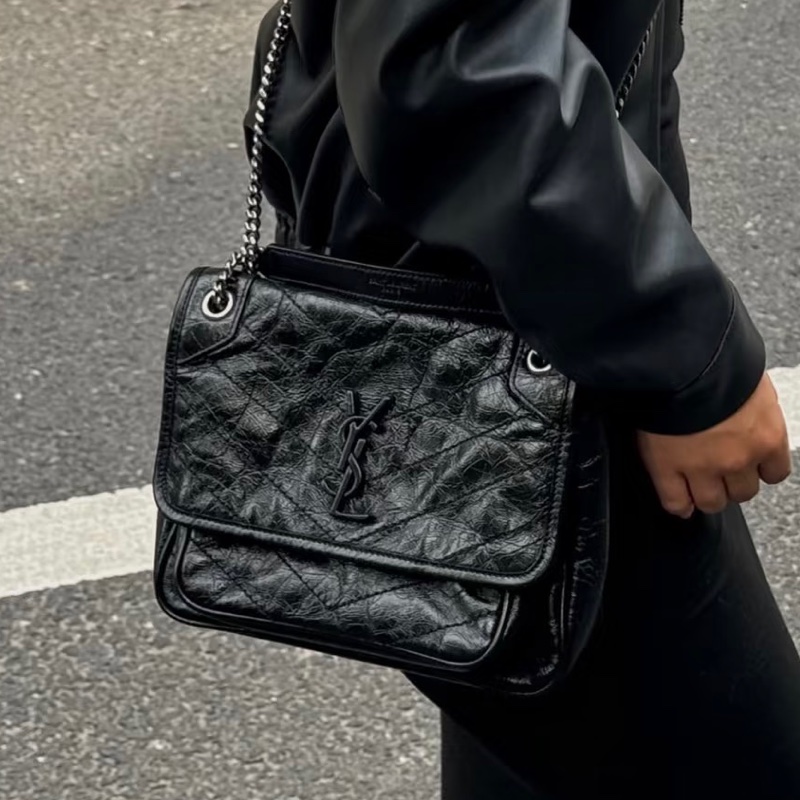 YSL聖羅蘭Niki小號🤵🏻‍♂️黑色 銀扣 🤵🏻‍♂️黑銀尺寸22*17*6-27