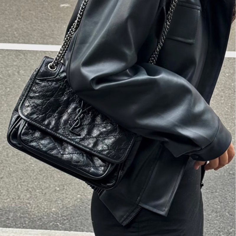 YSL聖羅蘭Niki小號🤵🏻‍♂️黑色 銀扣 🤵🏻‍♂️黑銀尺寸22*17*6-29