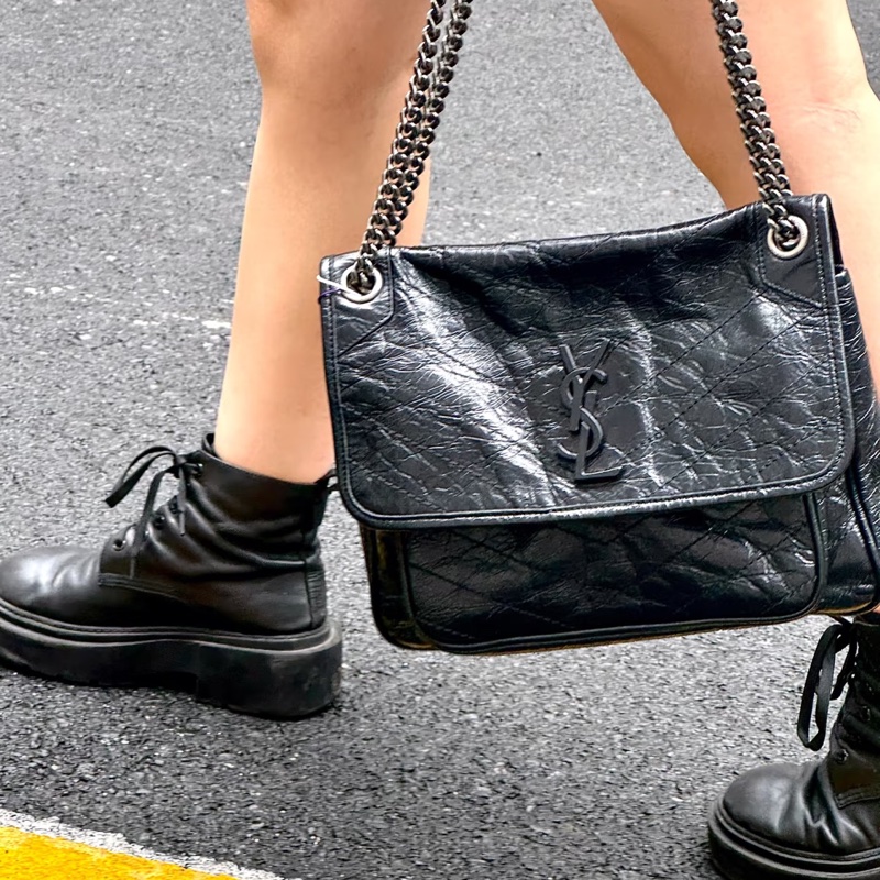 YSL聖羅蘭Niki小號🤵🏻‍♂️黑色 銀扣 🤵🏻‍♂️黑銀尺寸22*17*6-31