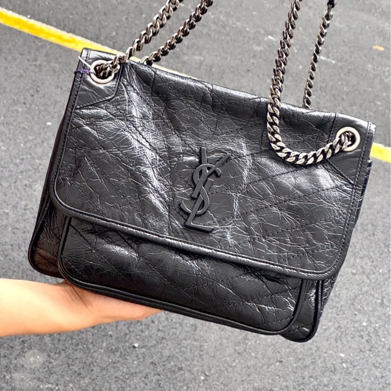 YSL聖羅蘭Niki小號🤵🏻‍♂️黑色 銀扣 🤵🏻‍♂️黑銀尺寸22*17*6-32