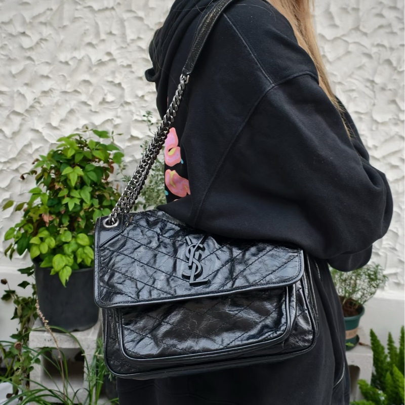 YSL聖羅蘭Niki小號🤵🏻‍♂️黑色 銀扣 🤵🏻‍♂️黑銀尺寸22*17*6-8