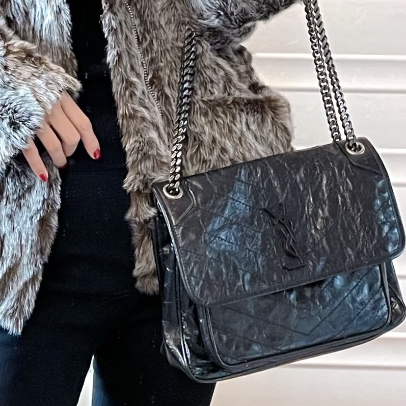 YSL聖羅蘭Niki小號🤵🏻‍♂️黑色 銀扣 🤵🏻‍♂️黑銀尺寸22*17*6-9