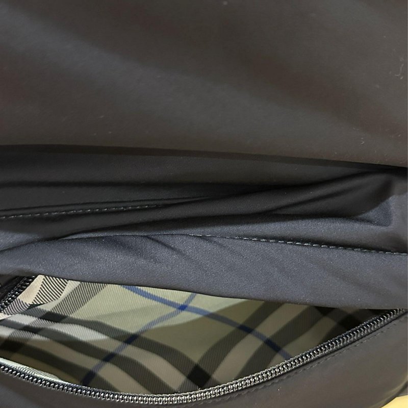 💎Han's house精品服飾💎 BURBERRY 巴寶莉 防水 尼龍 格紋 後背包 黑 現貨 原價46500-3