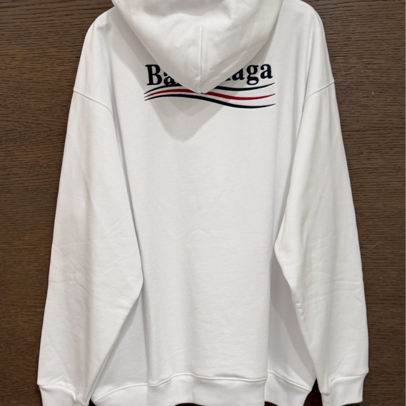 巴黎世家白色可樂刺繡帽踢-1