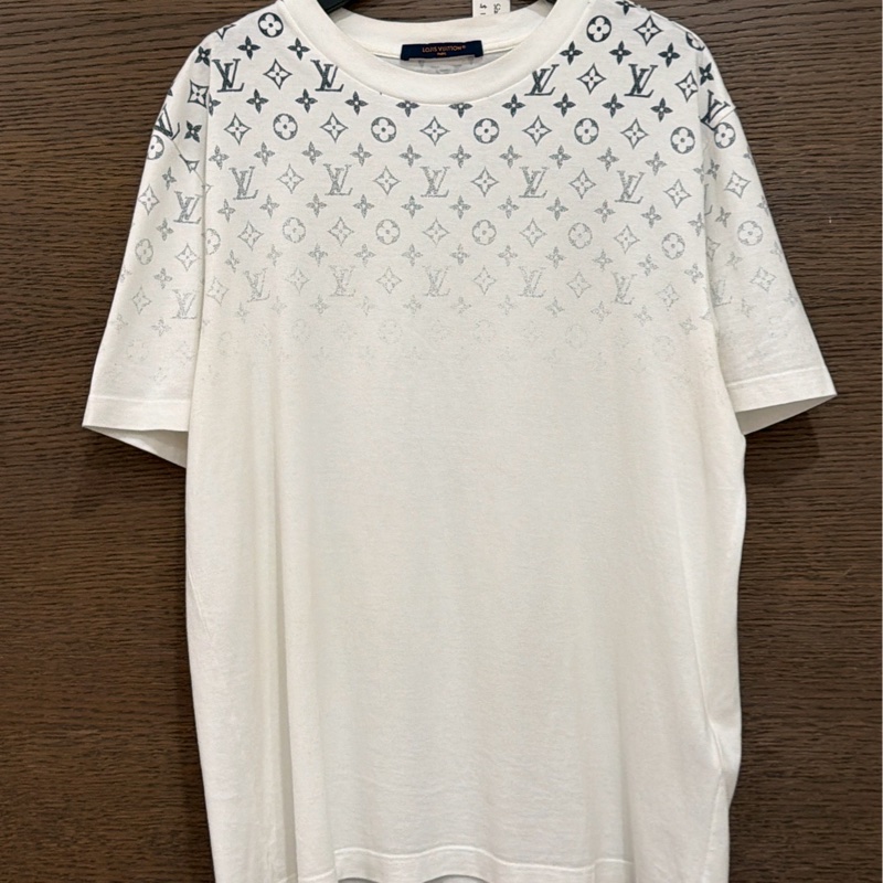 LV新款白色上漸層短袖-0