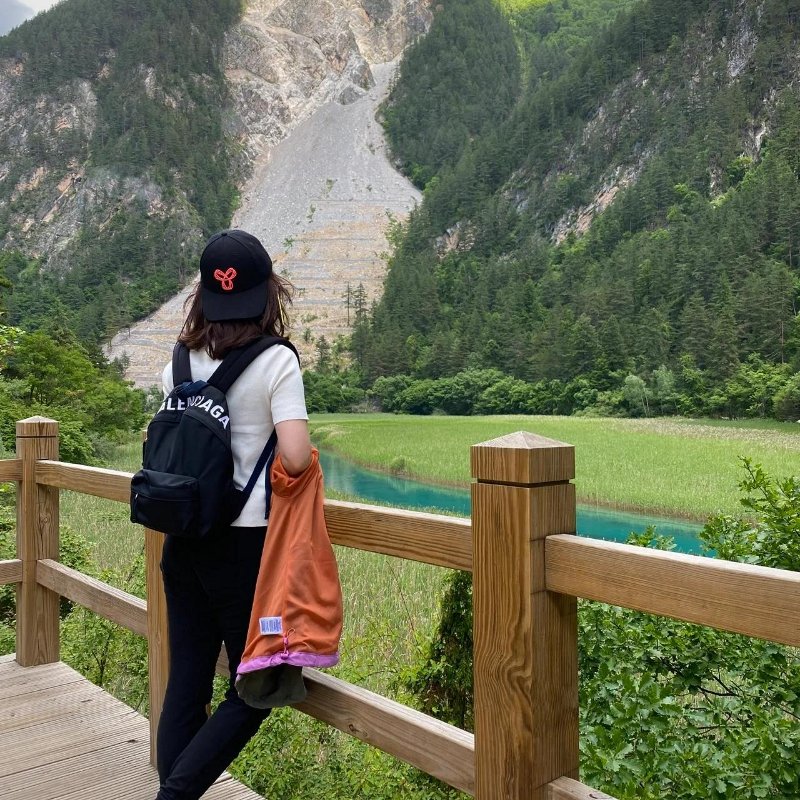 💎Han's house精品服飾💎Balenciaga 巴黎世家 刺繡字 尼龍 防水 後背包-1