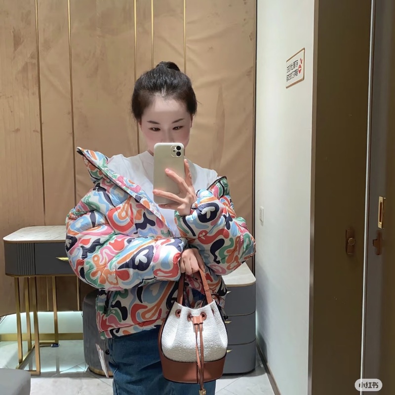 LV speedy30限量款 白色水彩系列手提包 30*21*17.5 98新配件塵袋-1