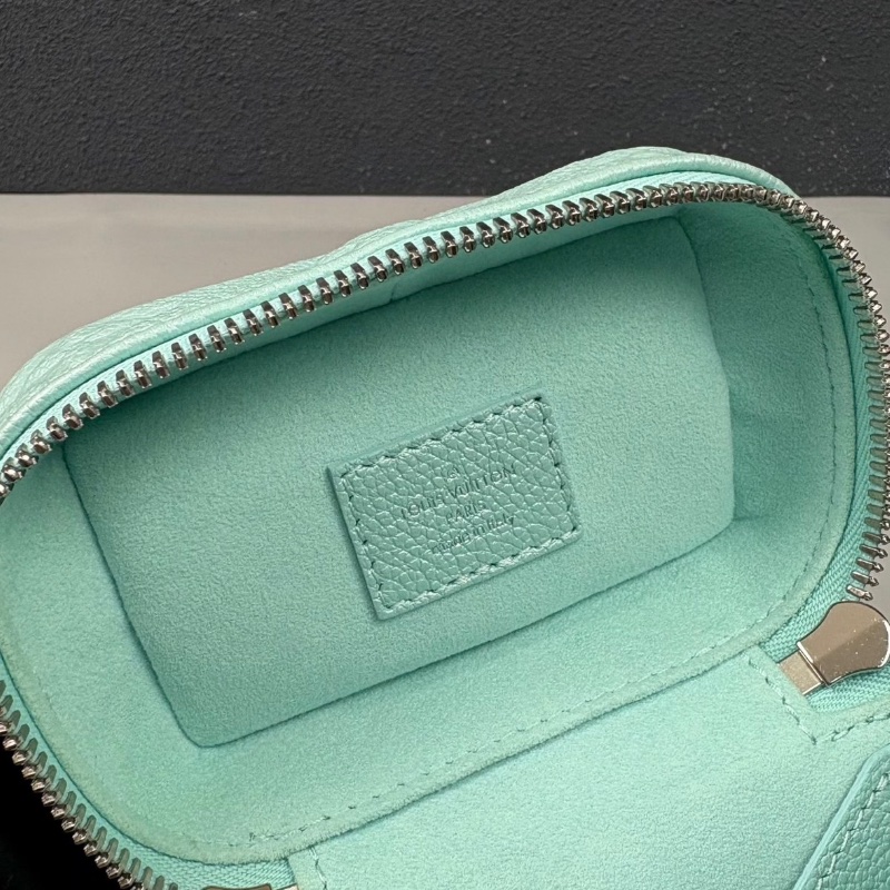 LV珠光薄荷色全皮壓花micro vanity mini化妝盒子 芯片款11*10*7.5cm 98新配件塵袋-3