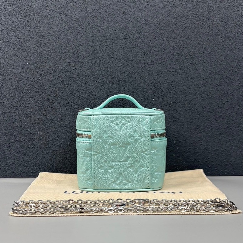 LV珠光薄荷色全皮壓花micro vanity mini化妝盒子 芯片款11*10*7.5cm 98新配件塵袋-9