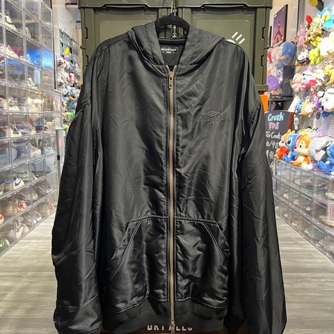 balenciaga 3B刺繡棉服外套Xs