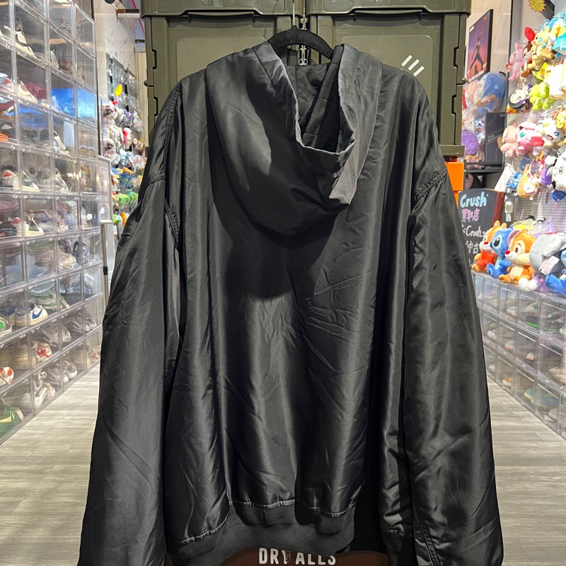 balenciaga 3B刺繡棉服外套Xs-1