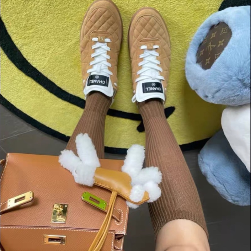 Chanel 香奈儿棕色麂皮阿甘 德训鞋-6