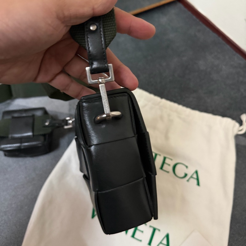 Bv Cassette編織磁釦 斜背包(附萬用包)-3