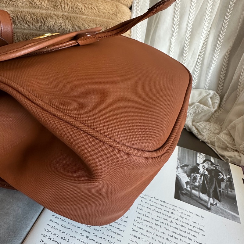 博柏利  後背包 帆布後背包 雙肩包 駝色 中古 復古  中古 復古 古董包  vintage burberry backpack-17