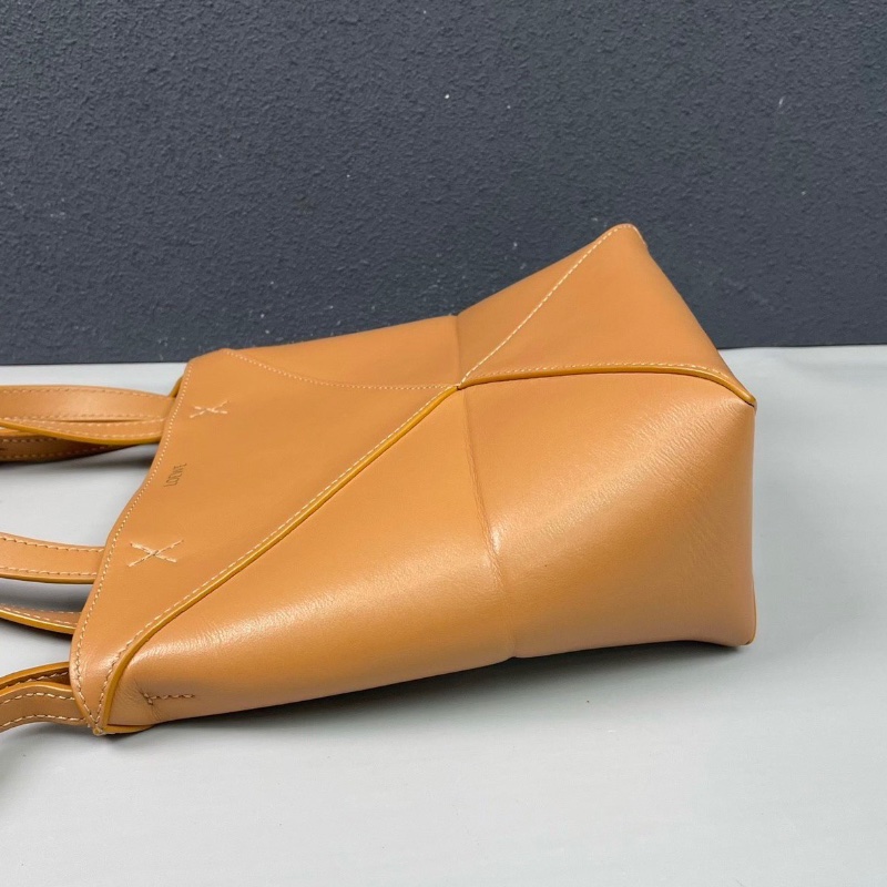 Loewe太妃糖色全皮威 Puzzle Fold托特包 16*20*9cm 98新配件塵袋-5