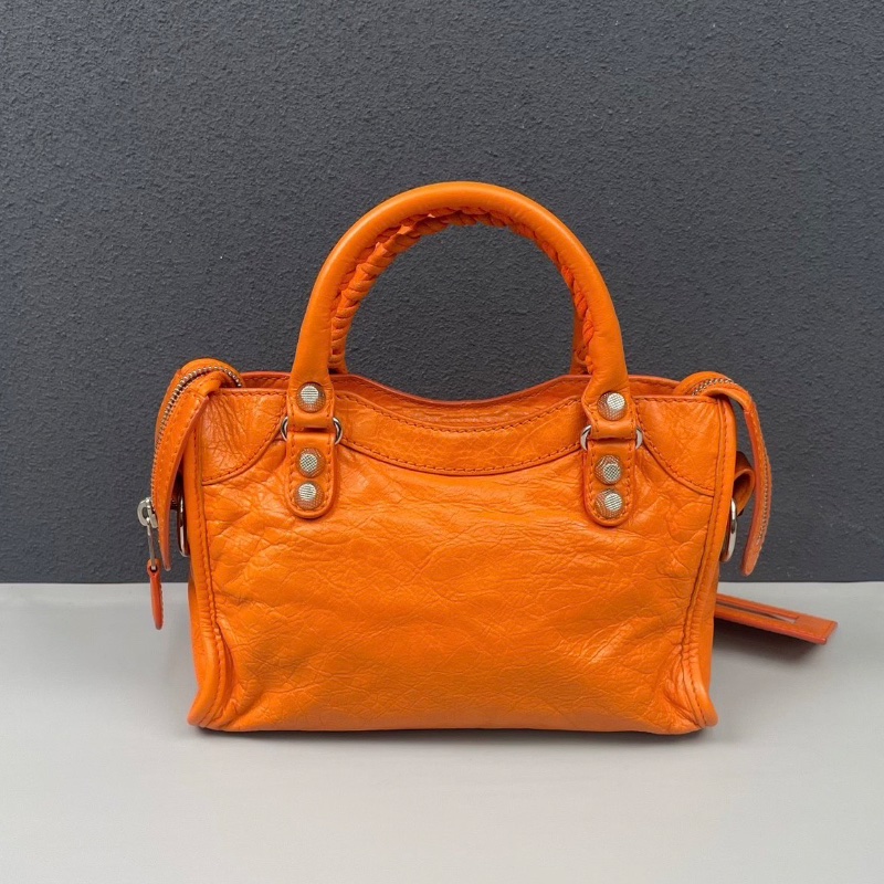 Balenciaga橙色油蠟皮銀扣 mini機車包 24*15*7cm 98新配件鏡子 塵袋-8