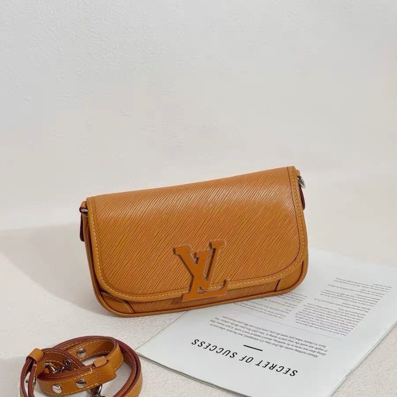LV Buci 焦糖色 牛皮 水波紋 法棍 芯片款23*16cm 99新配件肩帶 塵袋-2