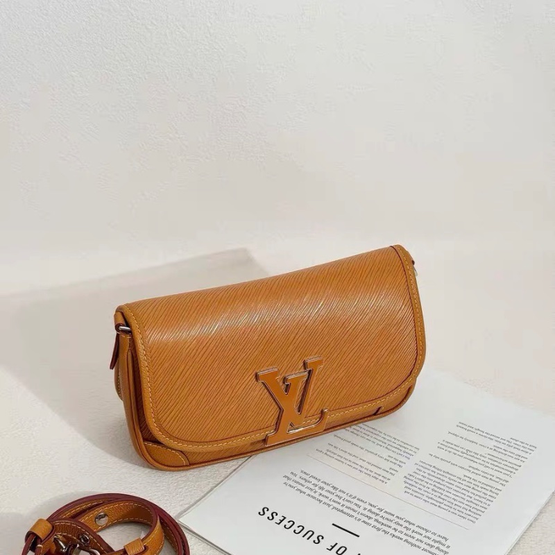 LV Buci 焦糖色 牛皮 水波紋 法棍 芯片款23*16cm 99新配件肩帶 塵袋-7